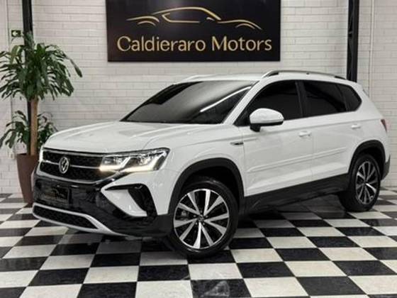 VOLKSWAGEN TAOS 1.4 250 TSI TOTAL FLEX HIGHLINE AUTOMÁTICO